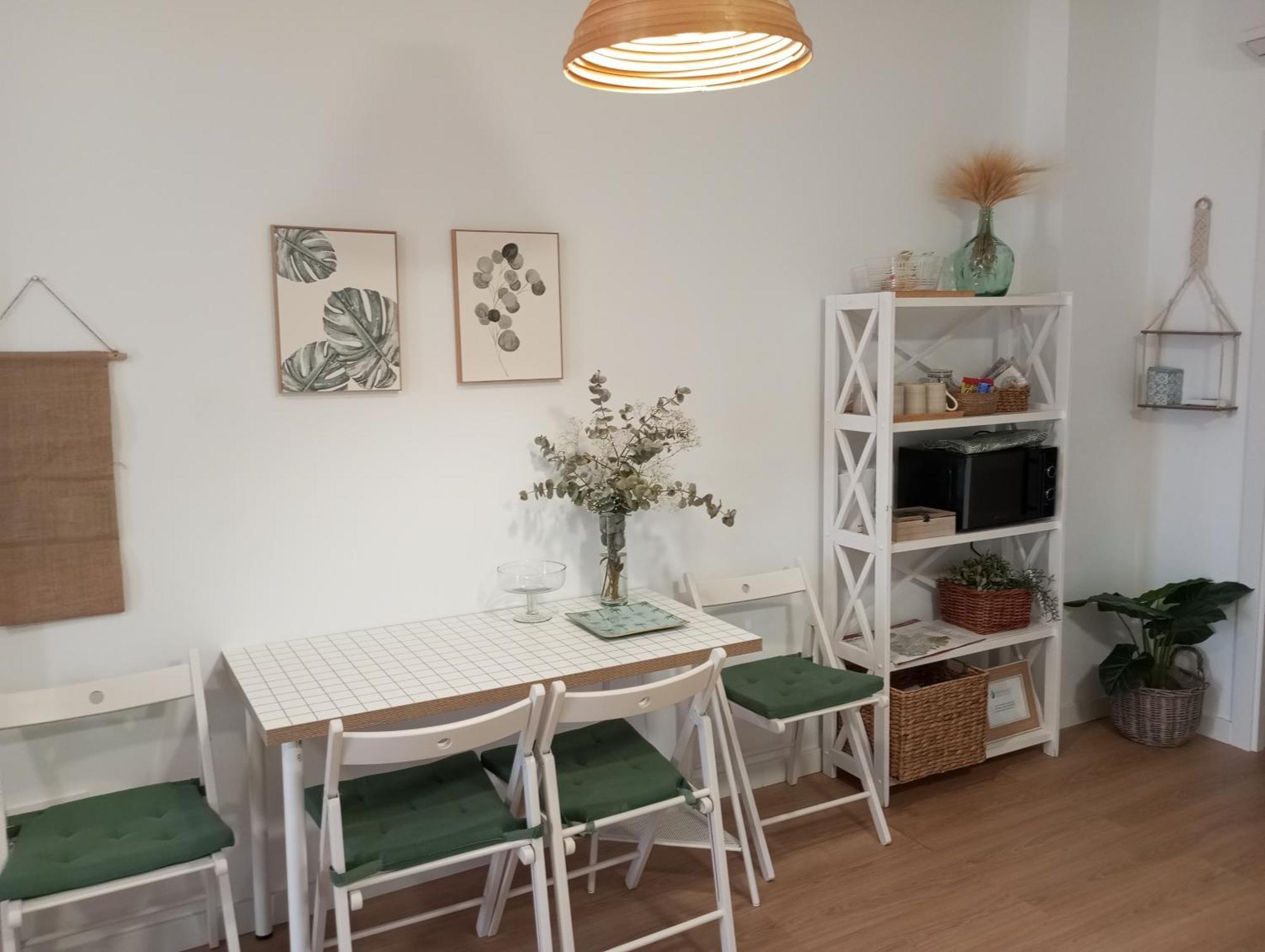 Apartamento Turistico Damajuana Parking Free Espartinas Eksteriør billede